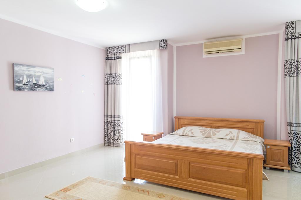 The Turtles Garden Villa Bečići Екстериор снимка