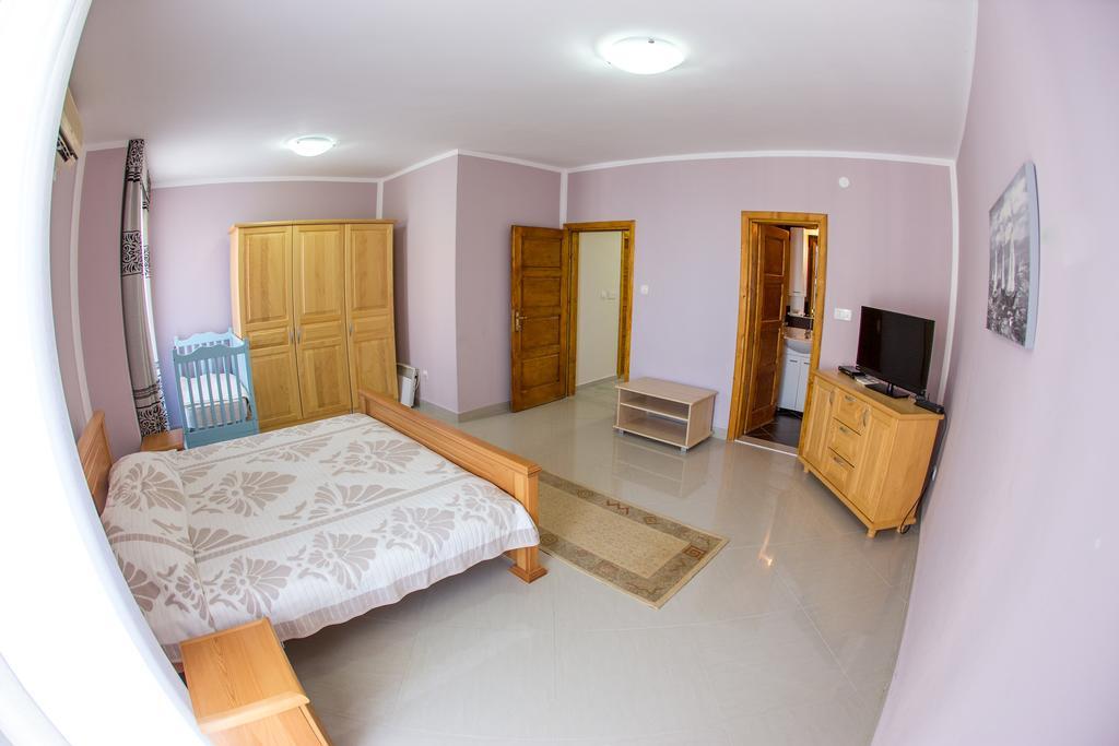 The Turtles Garden Villa Bečići Екстериор снимка